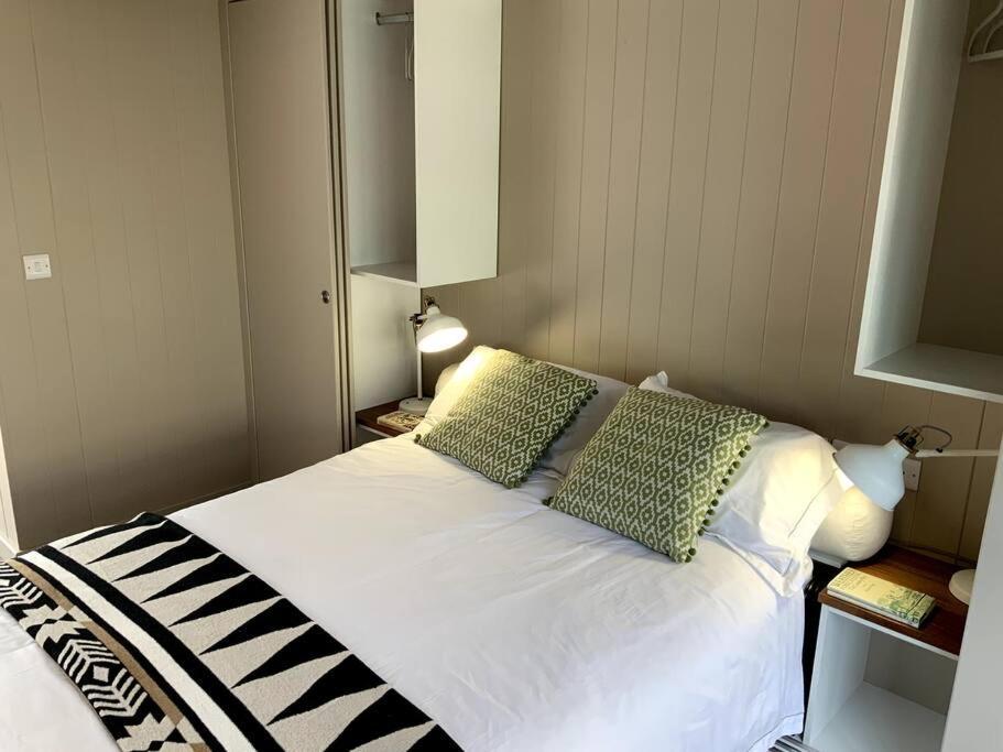 Cabin Retreat In The Heart Of Warwick. Warwick  Luaran gambar